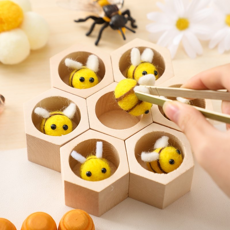 Sensory Bee Toys Newborn Fine  - Montessori Shelf Toy recension och pris
